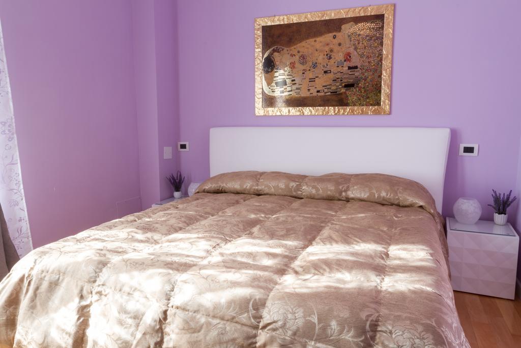 Bevilacqua Bed Roma Santa Croce Hotel Habitación foto